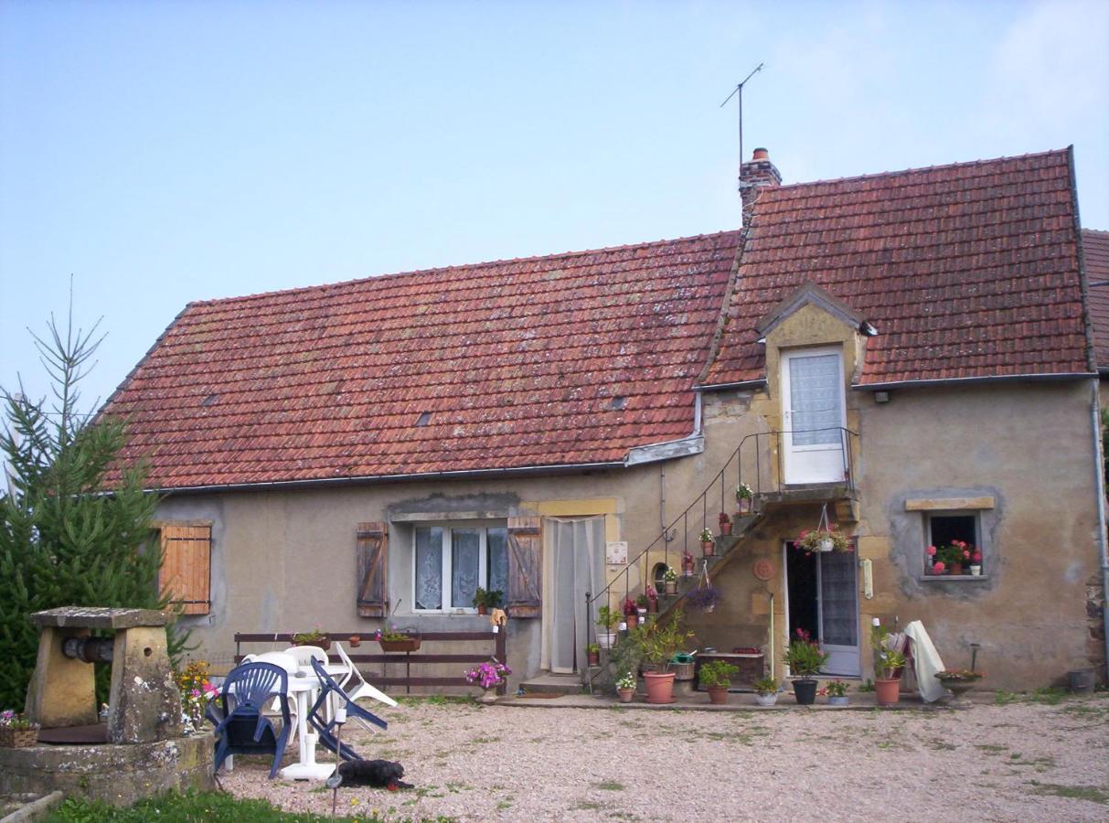 Chambre A La Campagne Saint-Aubin-en-Charollais Extérieur photo